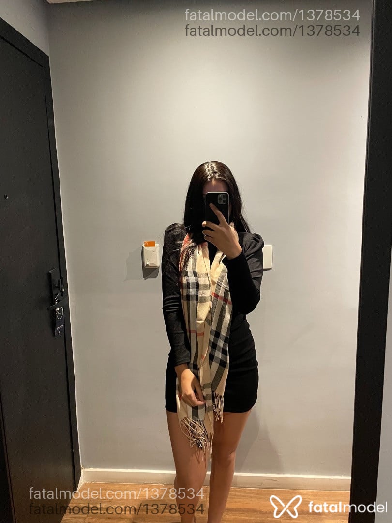 Acompanhante mulher morena (o) de olhos azuis em Londrina - Karina