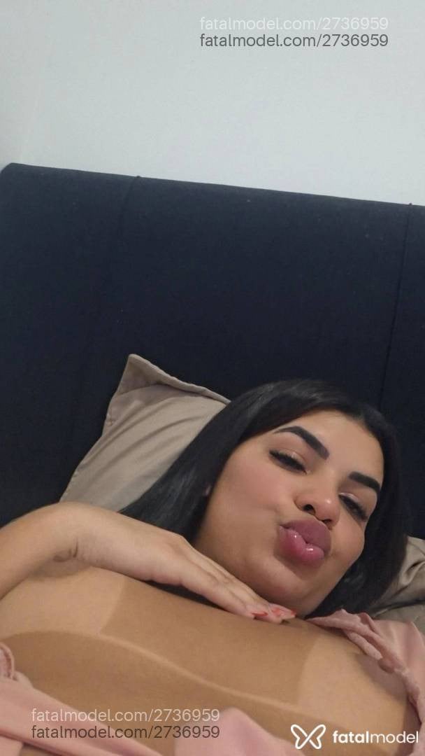 Acompanhante mulher trans morena (o) de olhos castanhos - Ninfetaa