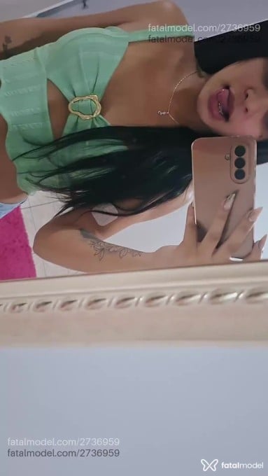 Acompanhante mulher trans morena (o) de olhos castanhos em Maringá - Ninfetaa