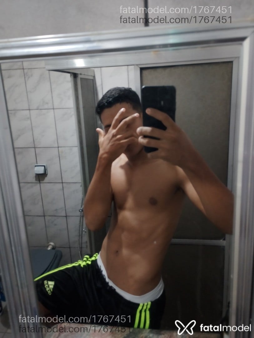 Acompanhante homem morena (o) de olhos pretos em São José do Rio Preto - Thiago
