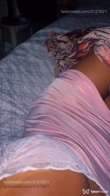 Acompanhante mulher com cabelo castanho de olhos castanhos em Capelinha - Aurora Xavier