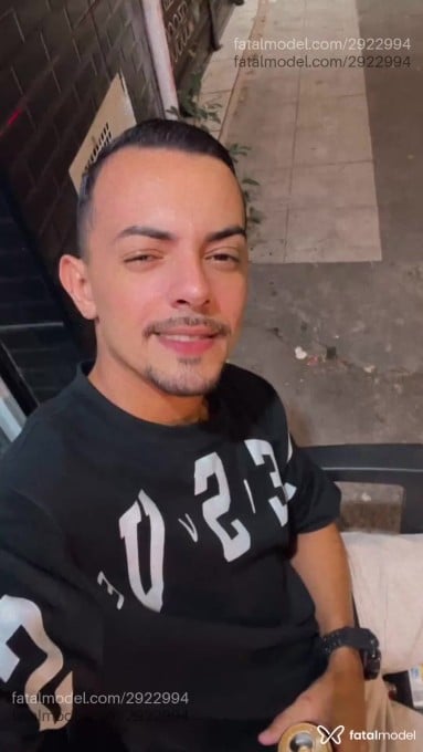 Acompanhante homem morena (o) de olhos castanhos em Itaquaquecetuba - Matheus Zonetti
