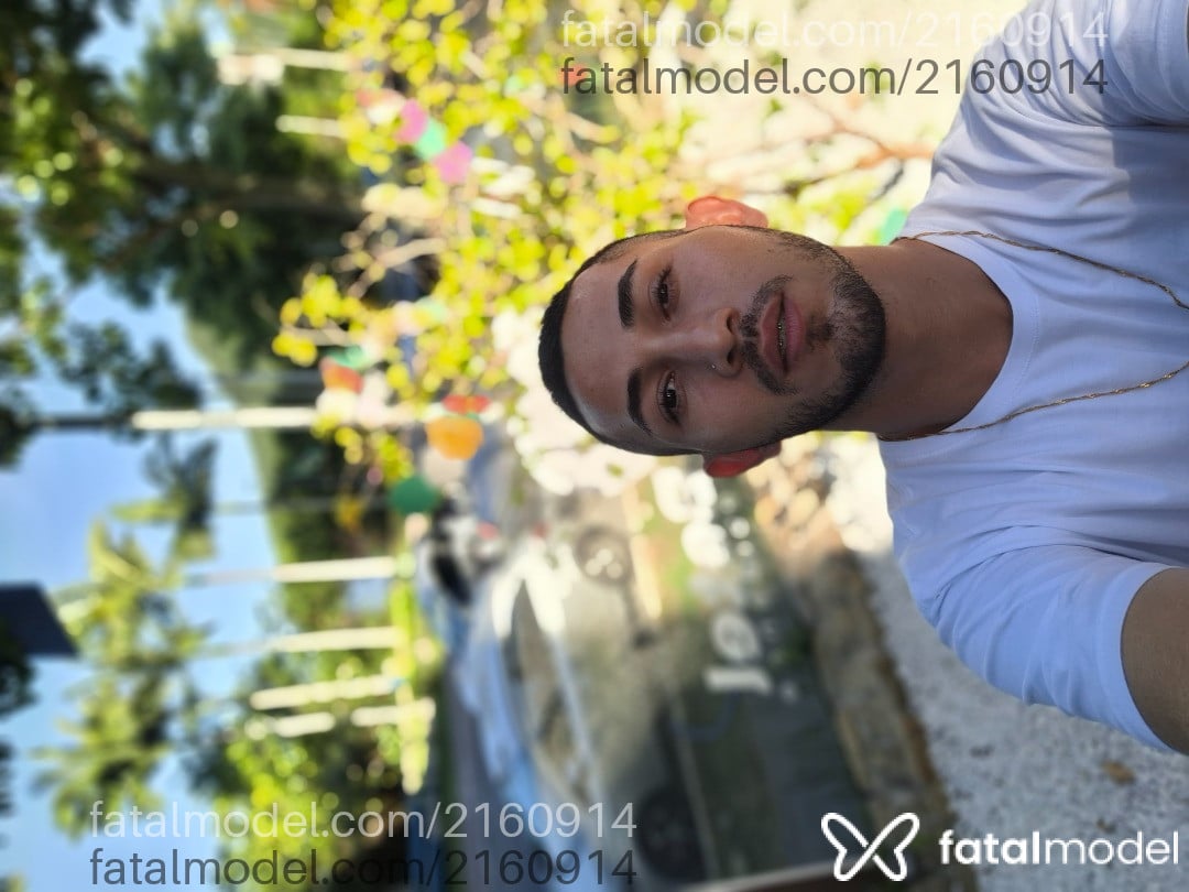 Acompanhante homem morena (o) de olhos pretos em Itajaí - Soares