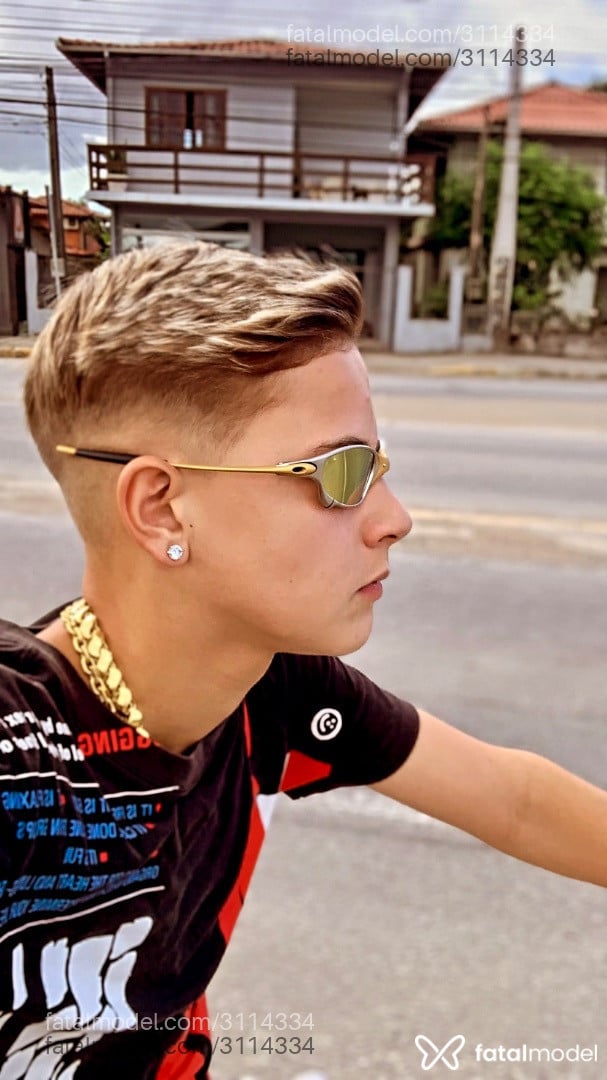 Acompanhante homem loira (o) de olhos castanhos em São Paulo - Gabriel Martins