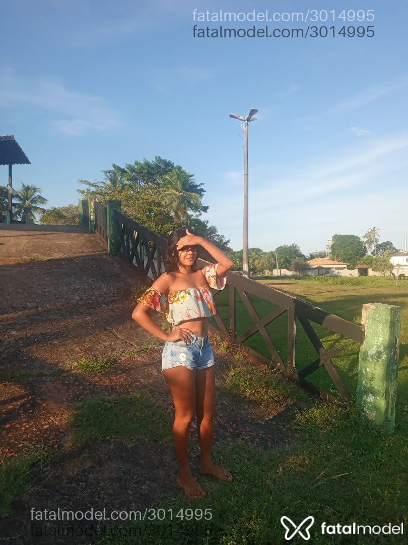 Acompanhante mulher morena (o) de olhos castanhos em Florianópolis - Cris Silva