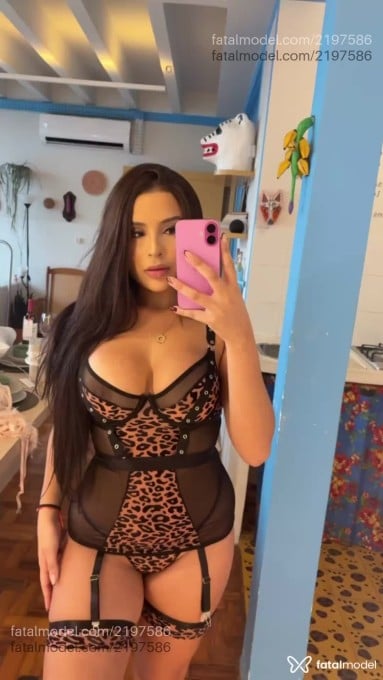Acompanhante mulher com cabelo castanho de olhos castanhos em São Paulo - Milena Castro