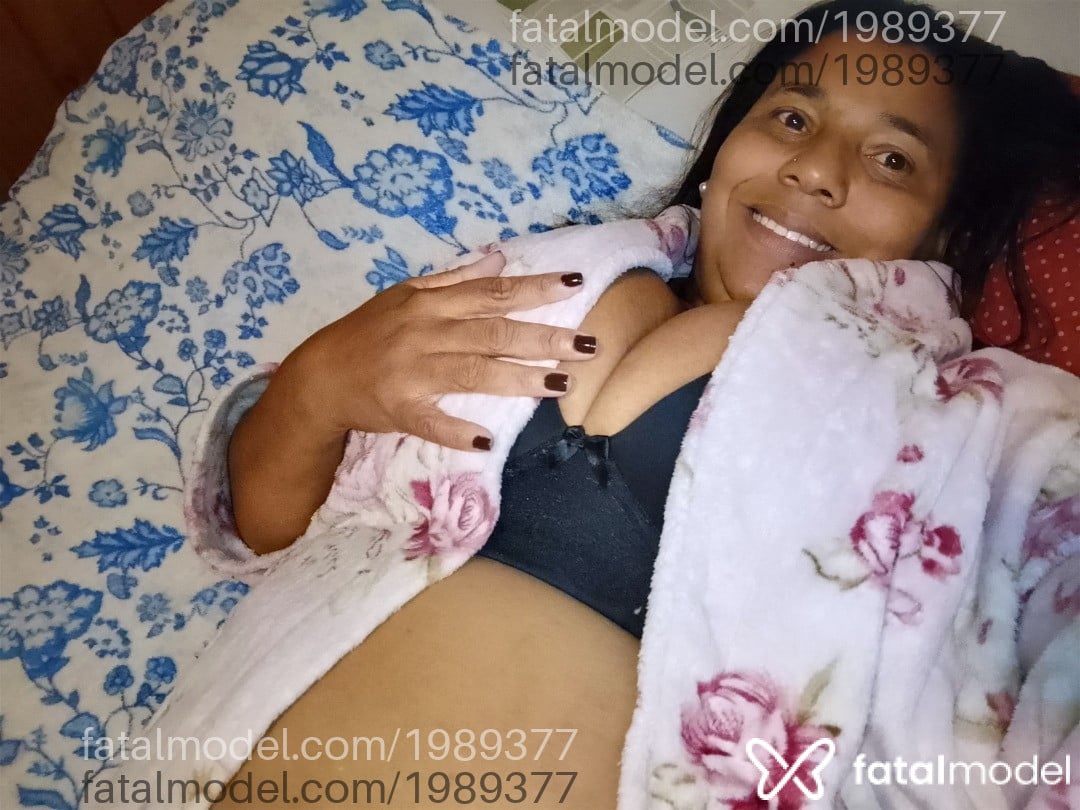 Acompanhante mulher morena (o) de olhos pretos em Rio Grande Acompanhante mulher morena (o) de olhos pretos em Rio Grande - Carol