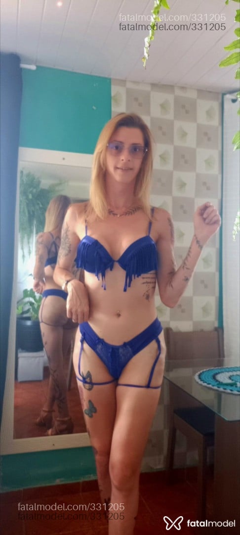 Acompanhante mulher trans loira (o) de olhos castanhos em Ponta Grossa - Maya vaz