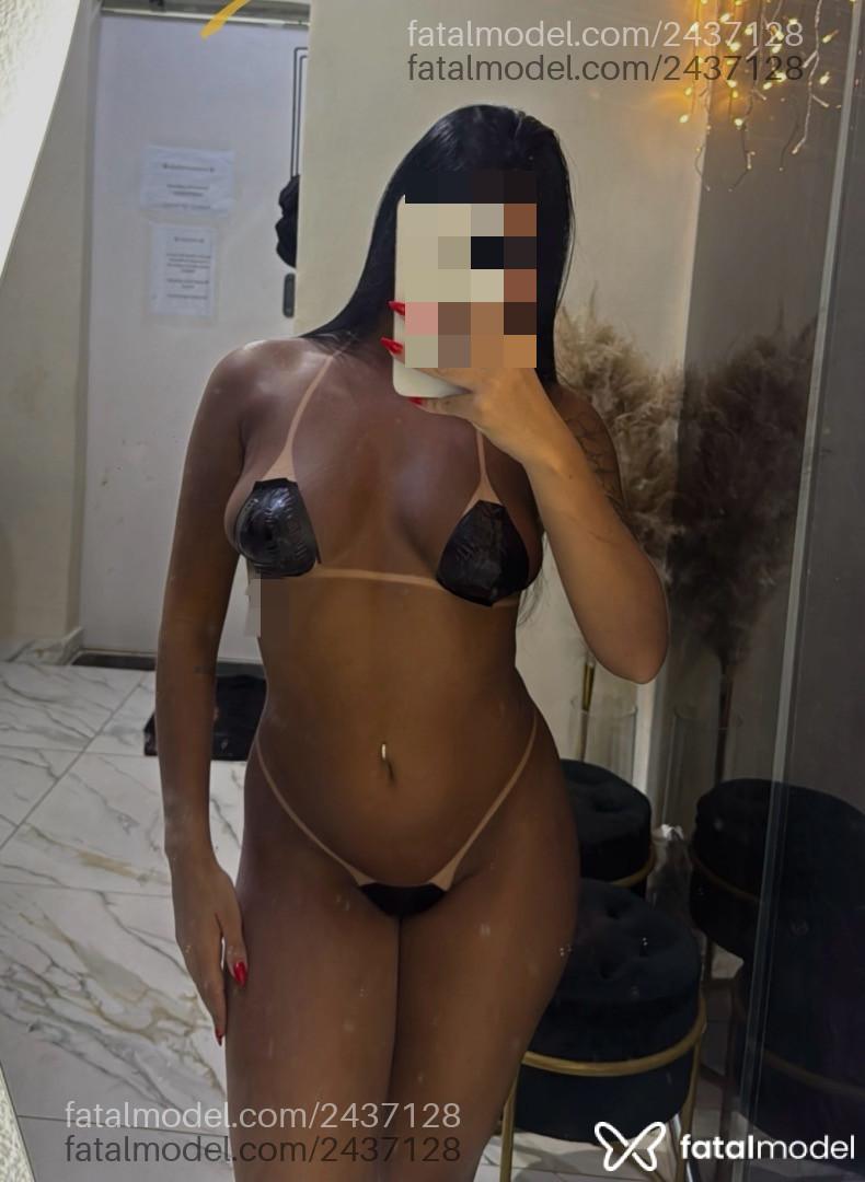 Acompanhante mulher com cabelo castanho de olhos castanhos - Sofia
