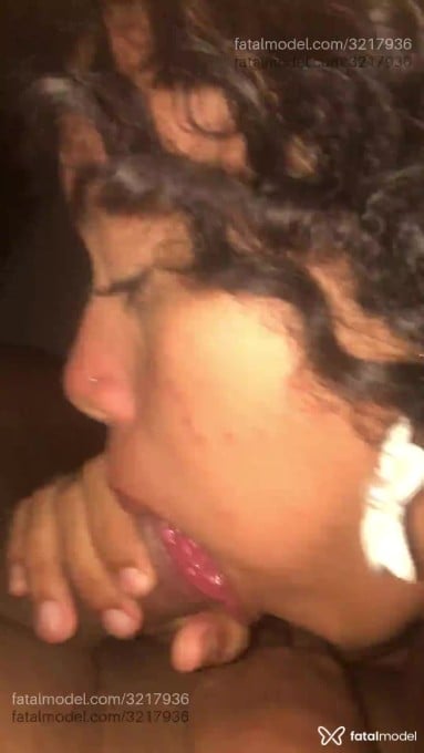 Acompanhante homem morena (o) de olhos castanhos - Paulo