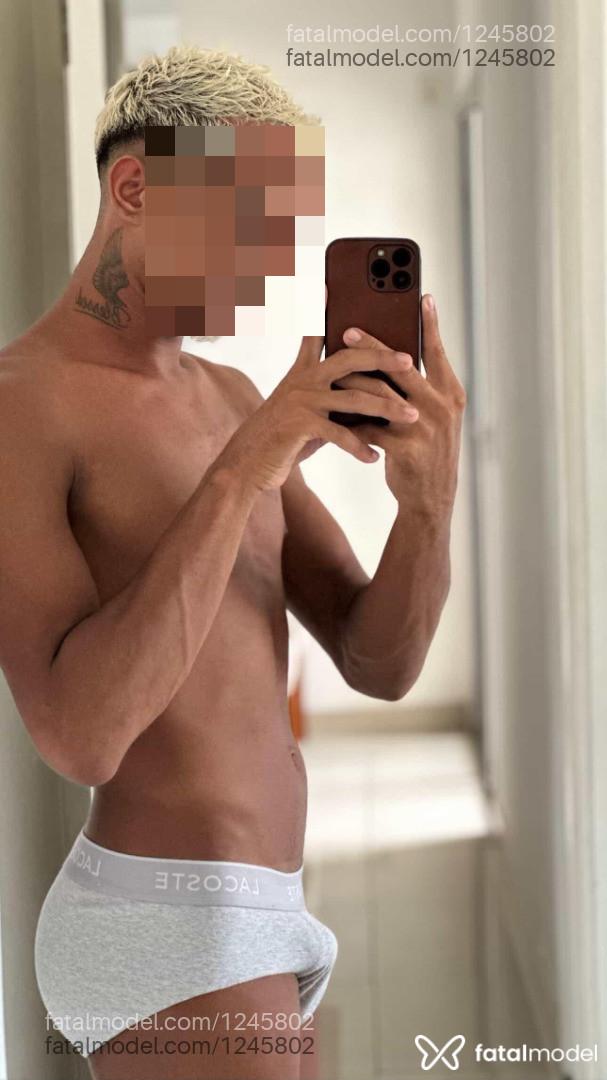 Acompanhante homem morena (o) de olhos castanhos em Rio de Janeiro Acompanhante homem morena (o) de olhos castanhos em Rio de Janeiro - Rodrigo