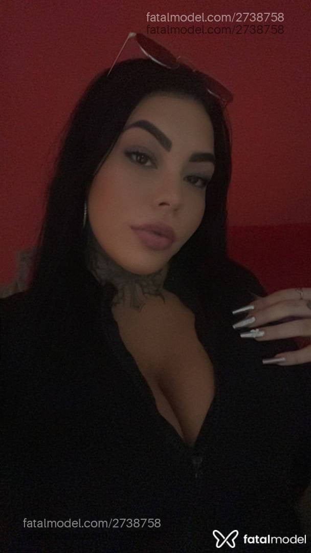 Acompanhante mulher morena (o) de olhos pretos em Rio Claro Acompanhante mulher morena (o) de olhos pretos em Rio Claro - Nágella Lotós
