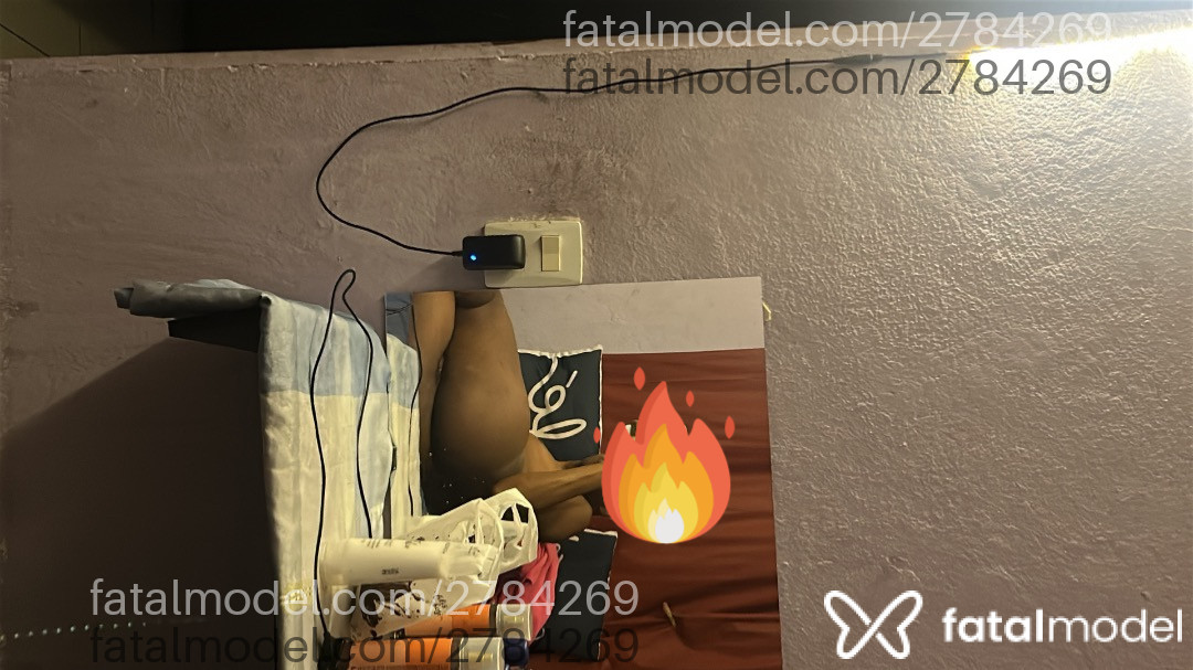 Acompanhante homem com cabelo castanho de olhos pretos em Virtual - Xxmorenoxx