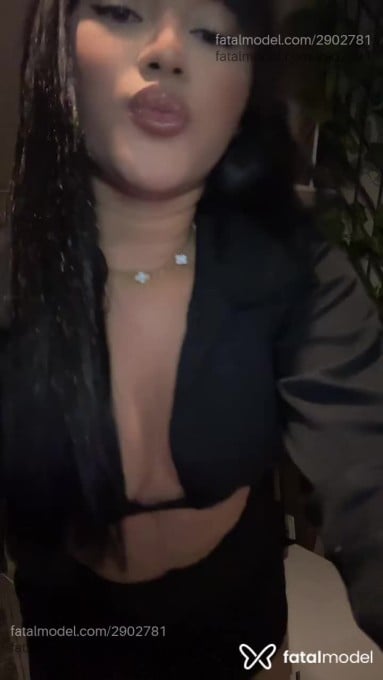 Acompanhante mulher morena (o) de olhos castanhos em Patos de Minas - Lua