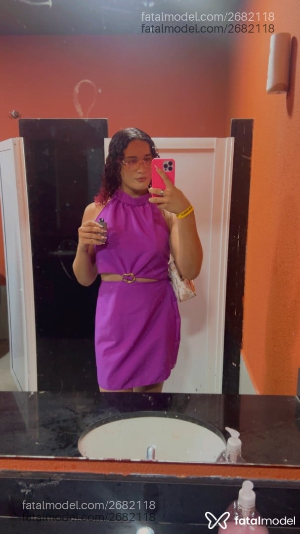 Acompanhante mulher trans ruiva (o) de olhos castanhos em Juscimeira - Wanessa