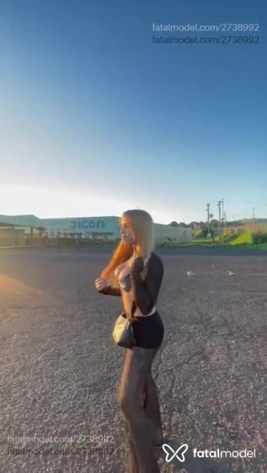 Acompanhante mulher trans loira (o) de olhos castanhos em Ribeirão Preto - Pietra Oliveira