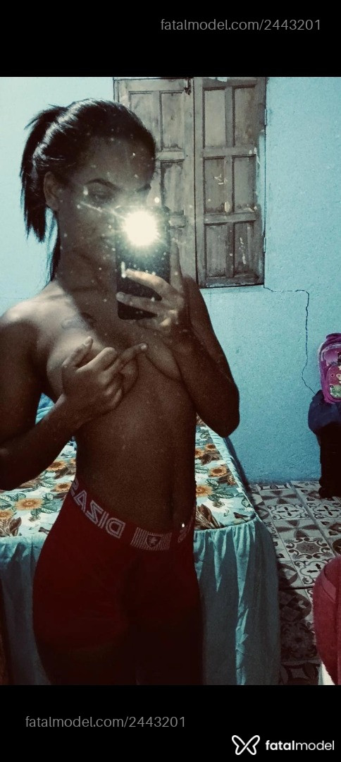 Acompanhante mulher com cabelo castanho de olhos castanhos em Virtual - Jaene Almeida