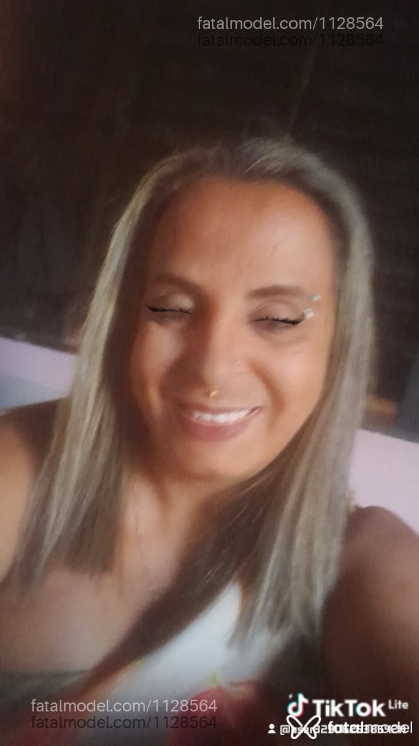 Acompanhante mulher loira (o) de olhos castanhos em Fronteira Acompanhante mulher loira (o) de olhos castanhos em Fronteira - Karol
