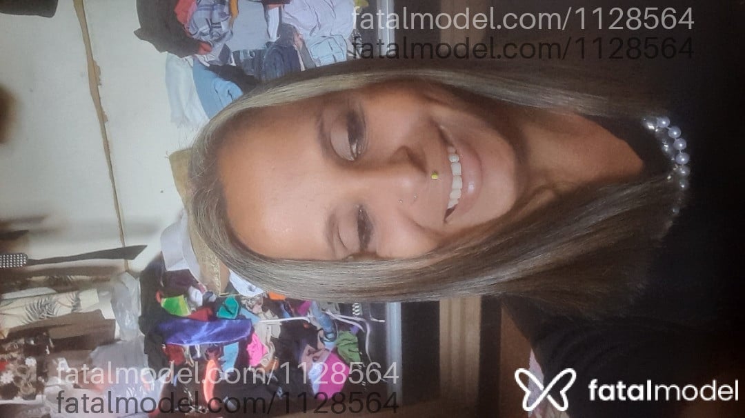 Acompanhante mulher loira (o) de olhos castanhos em Fronteira Acompanhante mulher loira (o) de olhos castanhos em Fronteira - Karol