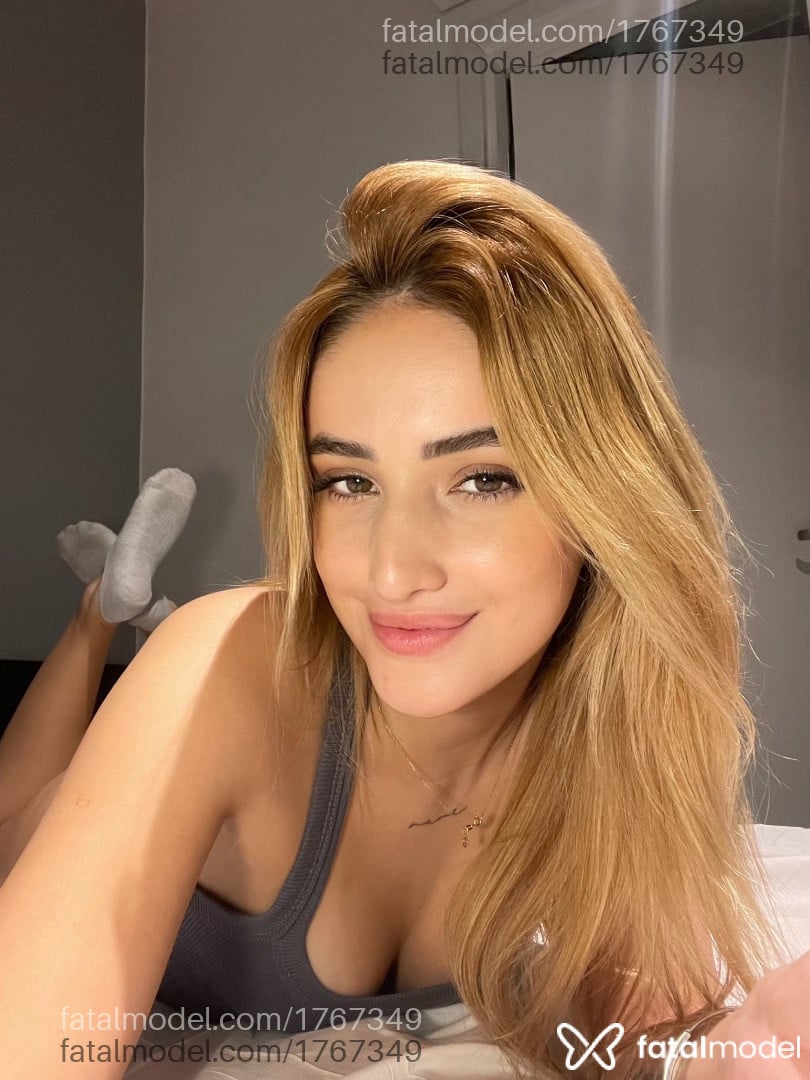 Acompanhante mulher loira (o) de olhos castanhos em São Paulo - Maria