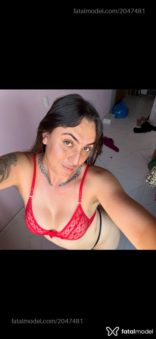 Acompanhante mulher trans loira (o) de olhos castanhos em Ponta Grossa - Ryhanna