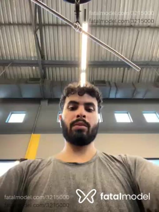 Acompanhante homem com cabelo castanho de olhos castanhos em São Paulo - Gabriel