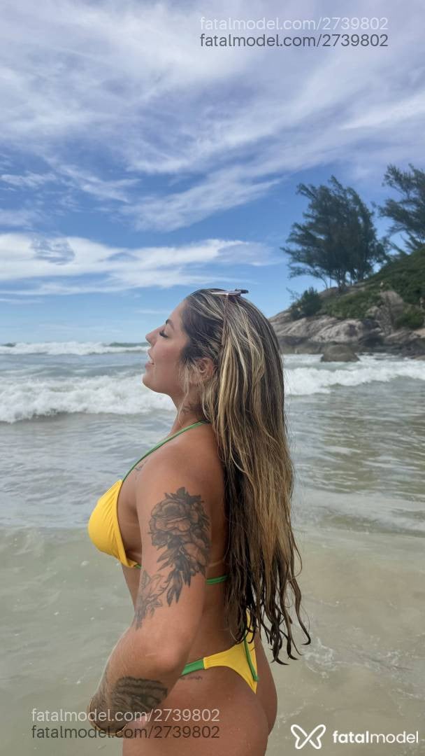 Acompanhante mulher loira (o) de olhos mel em Santo Ângelo - Alice Pimentel