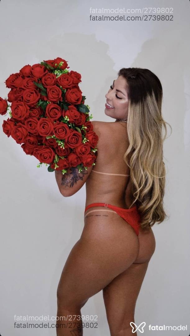Acompanhante mulher loira (o) de olhos mel em Santa Maria - Alice Pimentel