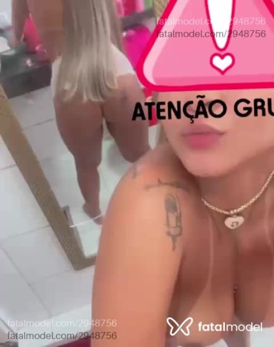Acompanhante mulher loira (o) de olhos castanhos em Coromandel Acompanhante mulher loira (o) de olhos castanhos em Coromandel - Fernandes Thalita