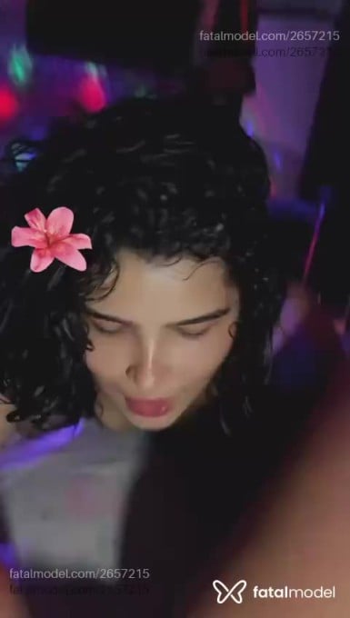 Acompanhante mulher morena (o) de olhos castanhos em Macaé Acompanhante mulher morena (o) de olhos castanhos em Macaé - Ana Victoria
