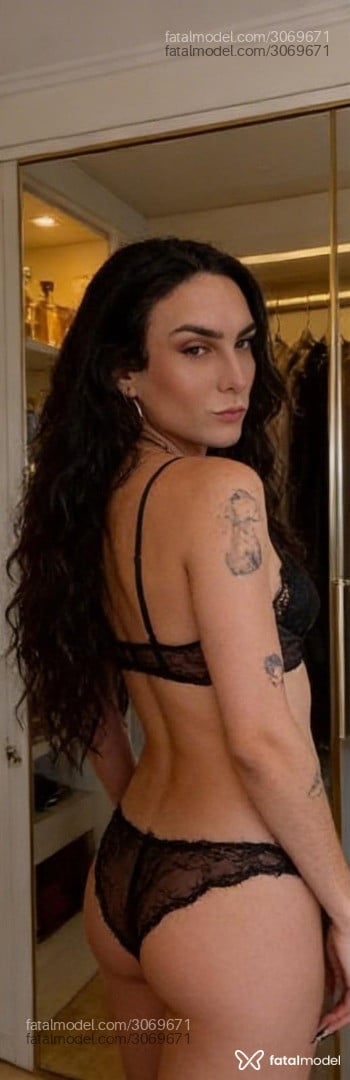 Acompanhante mulher trans morena (o) de olhos castanhos em Virtual - Jasmine