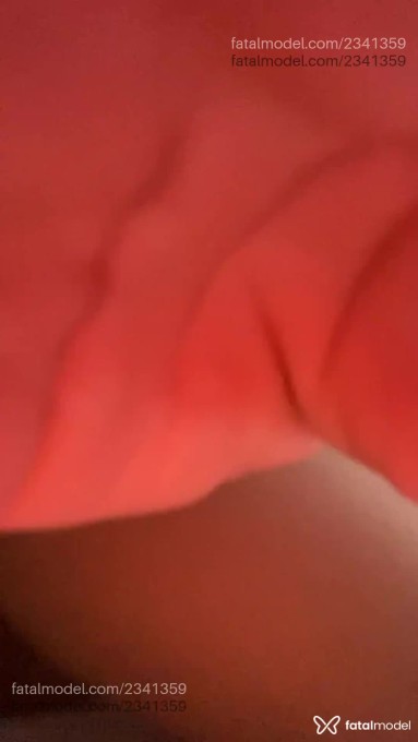 Acompanhante mulher morena (o) de olhos castanhos - Mallu Acompanhante mulher morena (o) de olhos castanhos - Mallu