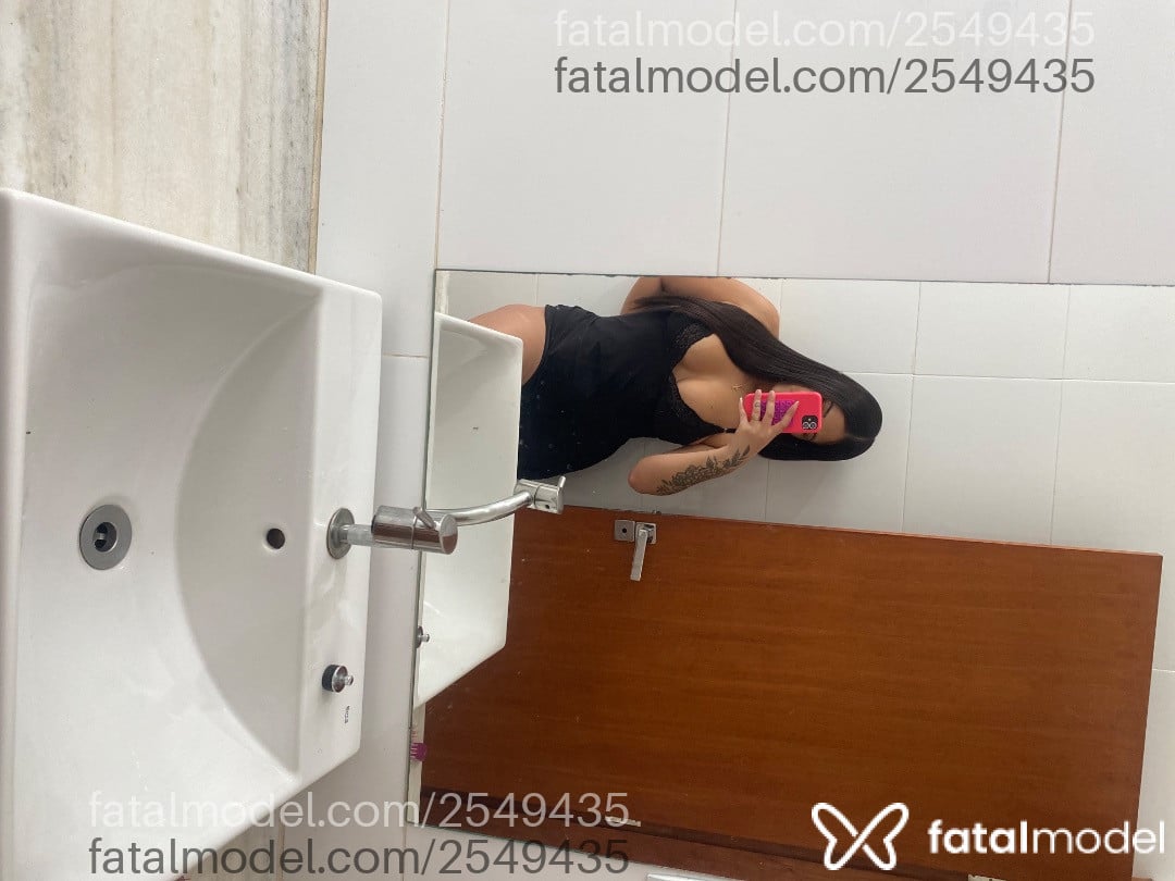 Acompanhante mulher morena (o) de olhos castanhos em Betim - Livia