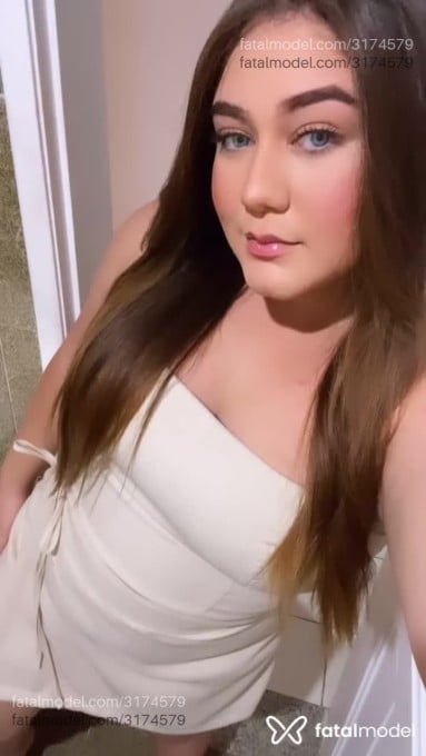 Acompanhante mulher loira (o) de olhos azuis em Pindamonhangaba - Lis Victoria