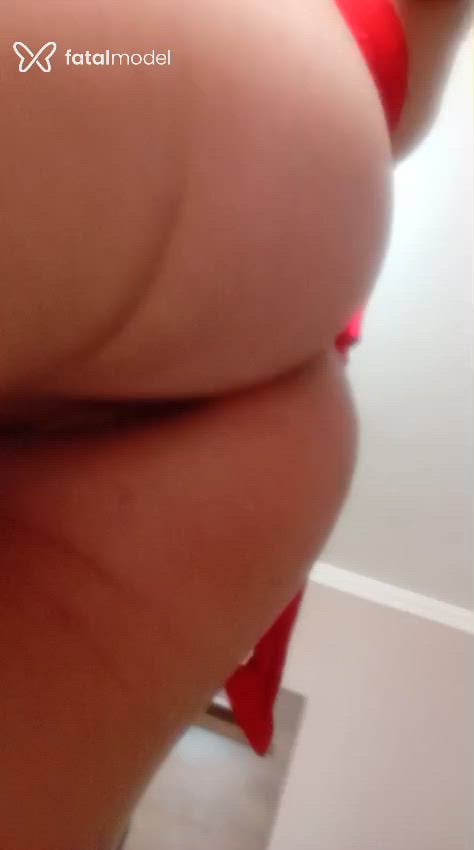 Acompanhante mulher trans morena (o) de olhos castanhos - Pauliinhaa