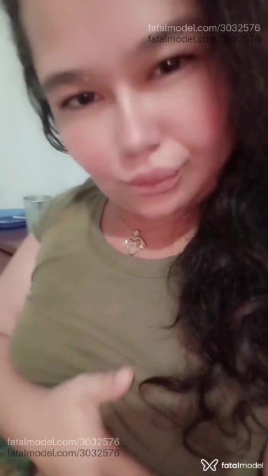 Acompanhante mulher com cabelo castanho de olhos castanhos em Imbé Acompanhante mulher com cabelo castanho de olhos castanhos em Imbé - Priscila