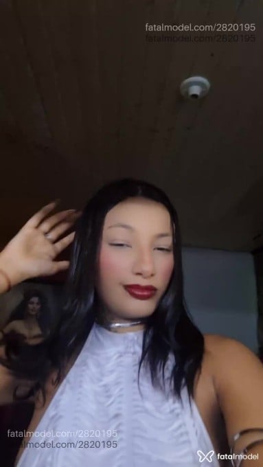 Acompanhante mulher morena (o) de olhos pretos em Campo Novo do Parecis - Isadora