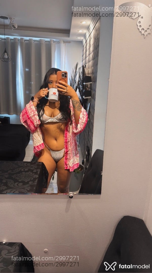 Acompanhante mulher morena (o) de olhos mel em Goiânia - Aimée Giovanna