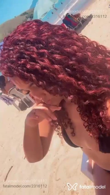 Acompanhante mulher com cabelo castanho de olhos castanhos - Heloisa