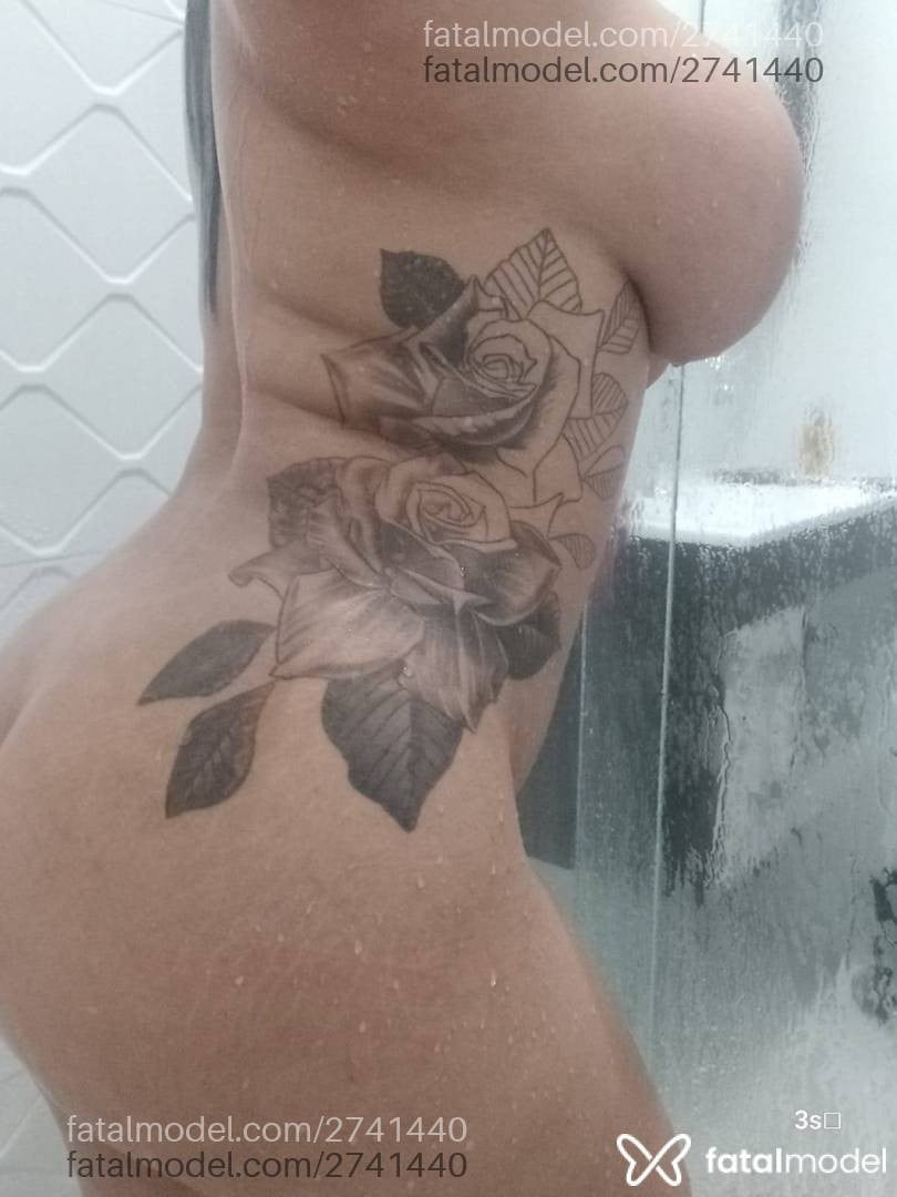 Acompanhante mulher morena (o) de olhos castanhos - Alexia