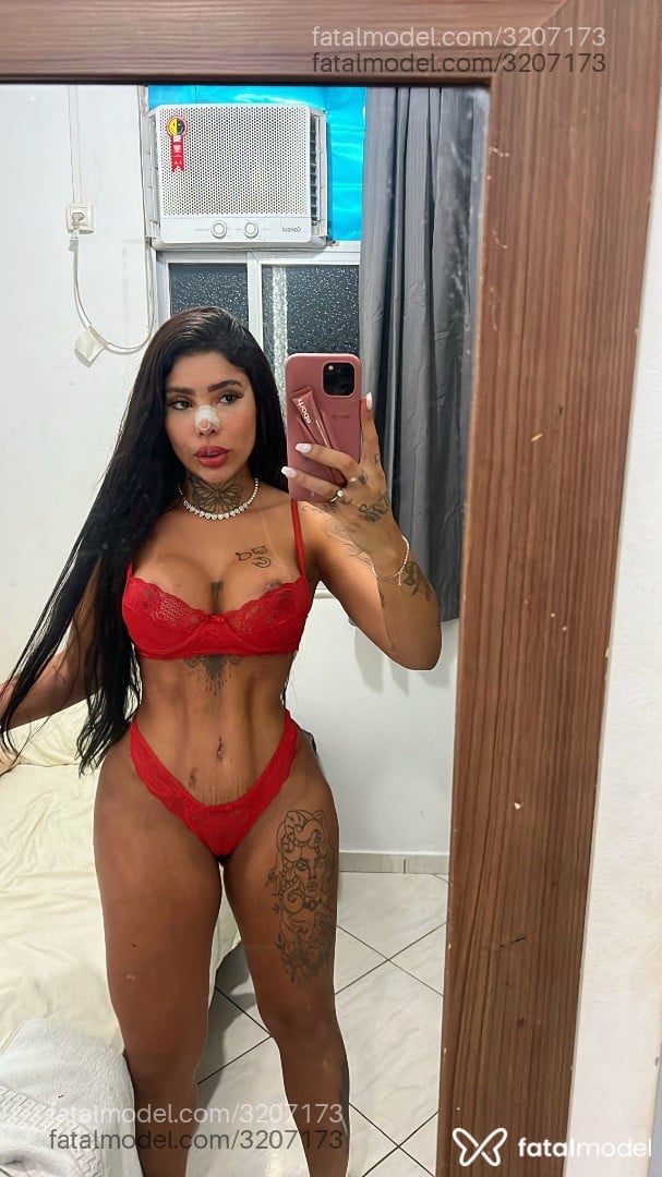 Acompanhante mulher morena (o) de olhos castanhos em Rio de Janeiro - Sarahluxy
