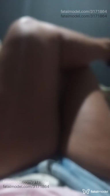 Acompanhante mulher com cabelo castanho de olhos castanhos em Virtual - Morena