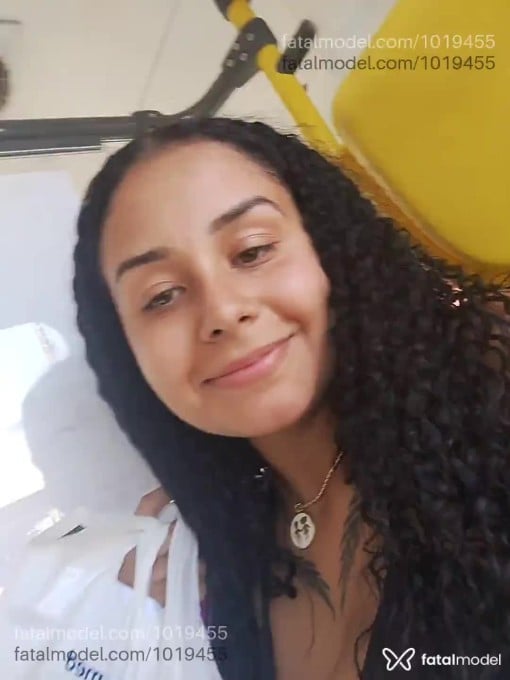 Acompanhante mulher morena (o) de olhos mel em Virtual - Biaah