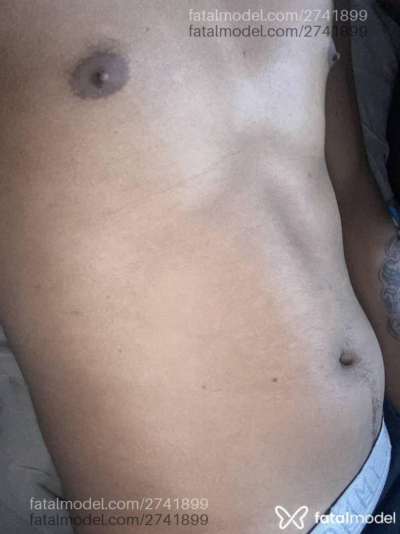 Acompanhante homem morena (o) de olhos castanhos em Virtual Acompanhante homem morena (o) de olhos castanhos em Virtual - Pretinho