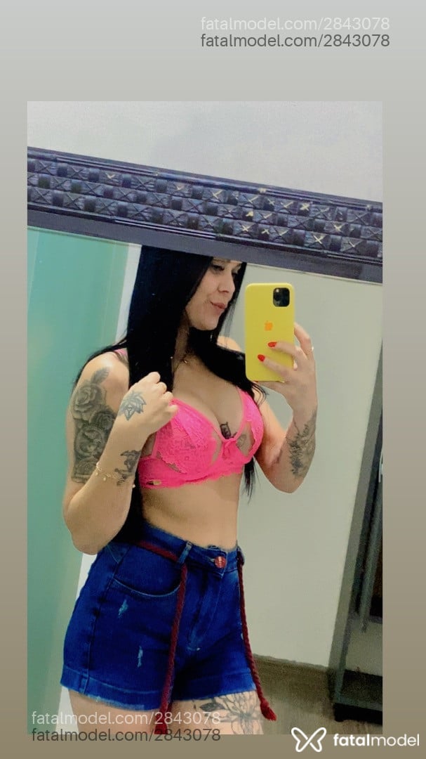 Acompanhante mulher morena (o) de olhos pretos em Curitiba - Amanda Posam