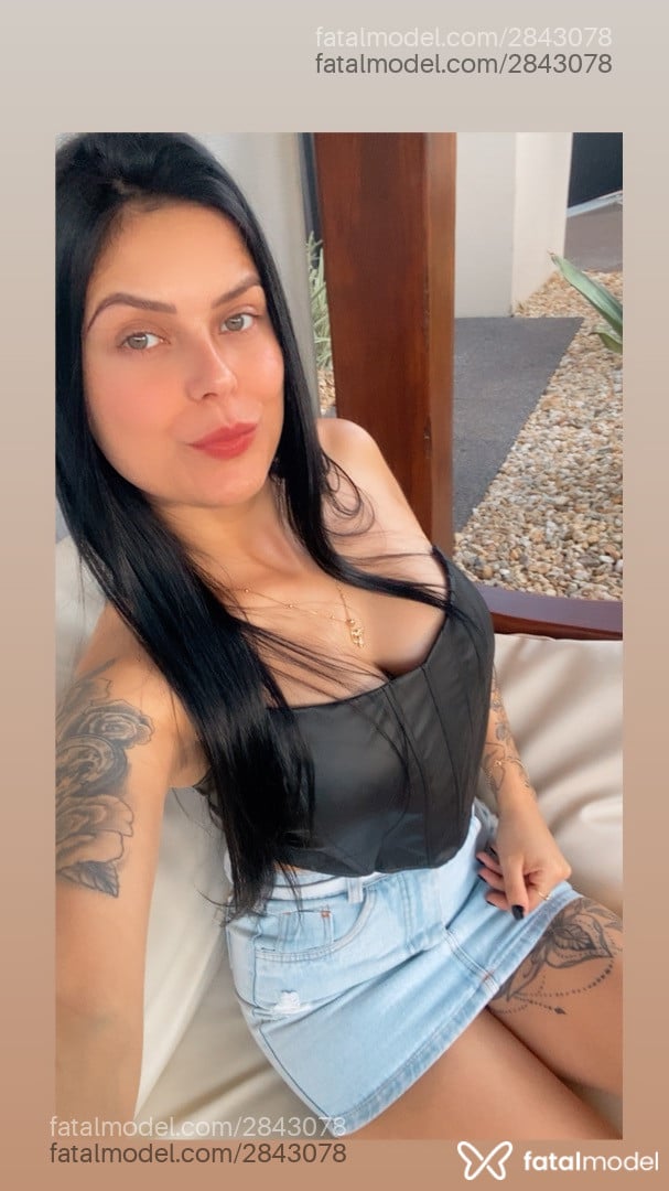 Acompanhante mulher morena (o) de olhos pretos em Curitiba - Amanda Posam