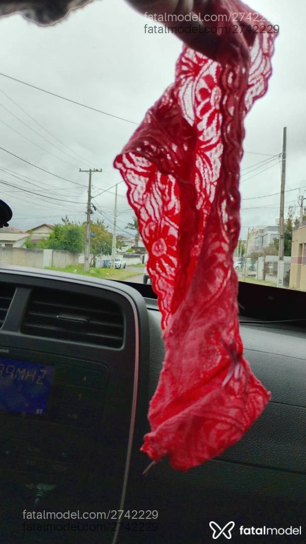 Acompanhante mulher morena (o) de olhos pretos em Curitiba Acompanhante mulher morena (o) de olhos pretos em Curitiba - Kaline
