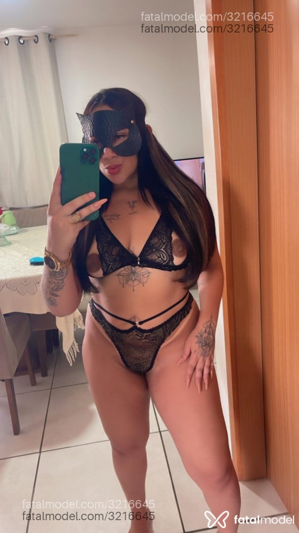 Acompanhante mulher morena (o) de olhos mel - Laís Fonseca Acompanhante mulher morena (o) de olhos mel - Laís Fonseca