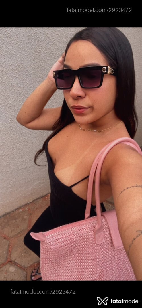 Acompanhante mulher morena (o) de olhos castanhos em Belém Acompanhante mulher morena (o) de olhos castanhos em Belém - Taylla