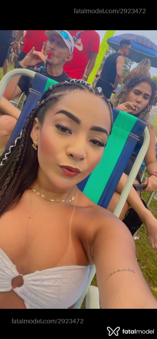 Acompanhante mulher morena (o) de olhos castanhos em Belém Acompanhante mulher morena (o) de olhos castanhos em Belém - Taylla